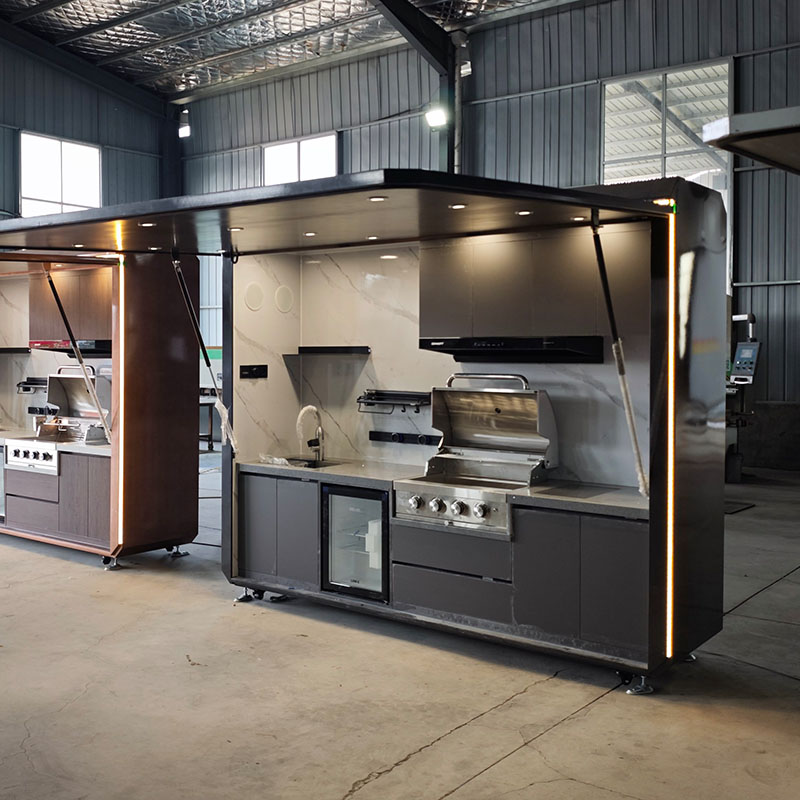 Cocina Exterior de Grado Comer - Commercial Kitchen Grill reseña y precio
